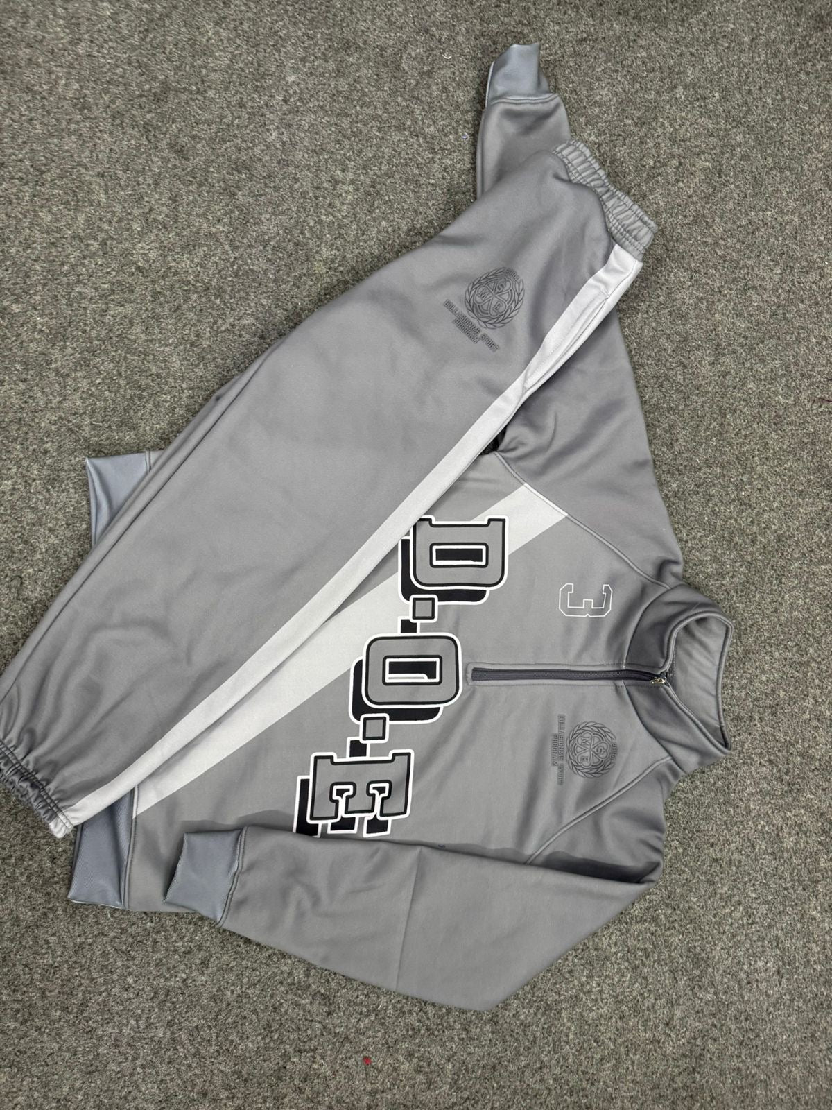 Quarter Zip $ME sports program set